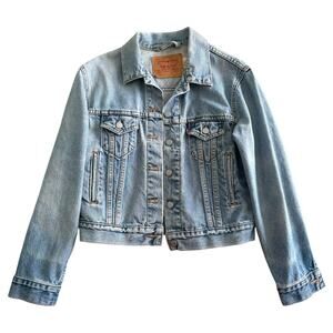 Vintage Levi’s Y2K Cropped Trucker Denim Jacket Size Small